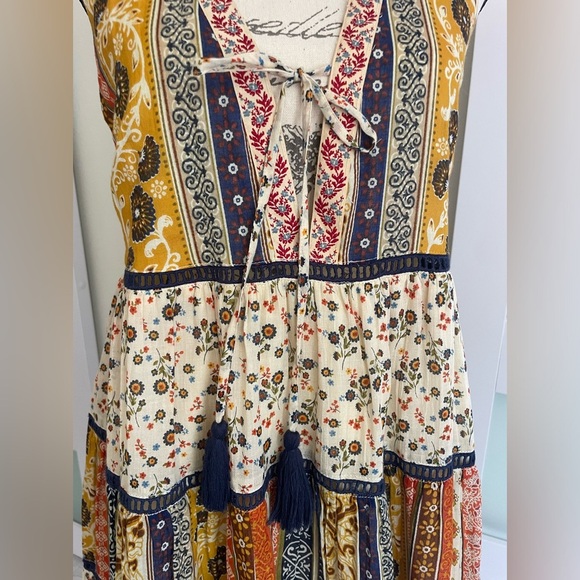 Band Of The Free Rae Mixed Print Tiered mini dress SZ small EUC - Picture 2 of 8